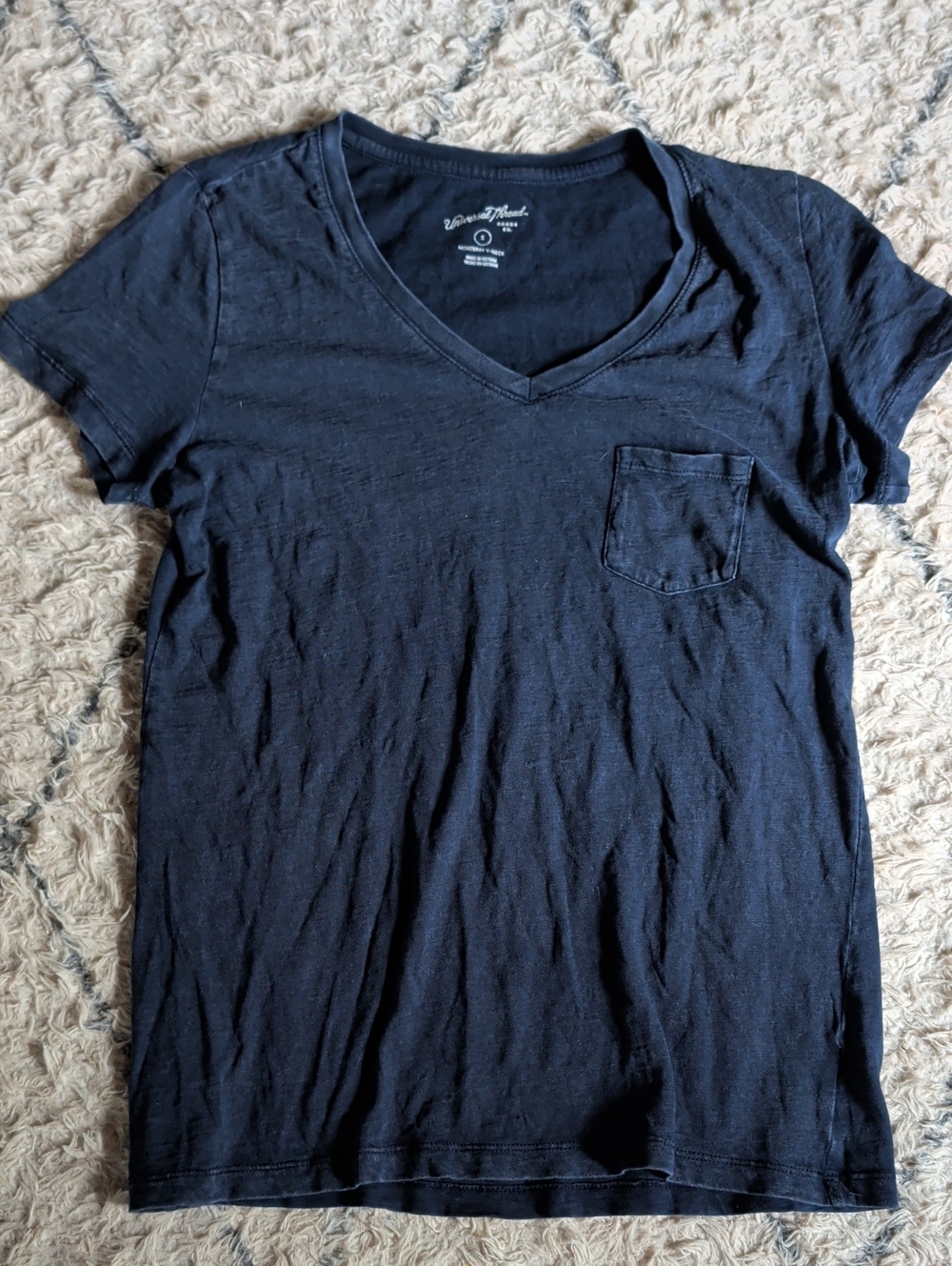 Women's V-Neck Pocket Tee